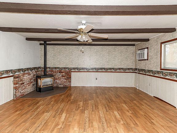 3rd image of 2552 Jensen Ct
