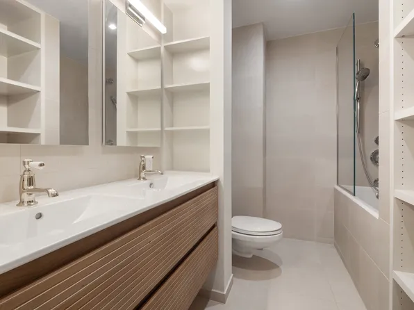 28 West 38th Street image 11 of 14