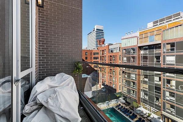 Rented by Compass | media 14