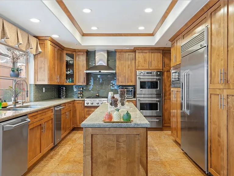 12466 Cascade Canyon Dr — Photo 18