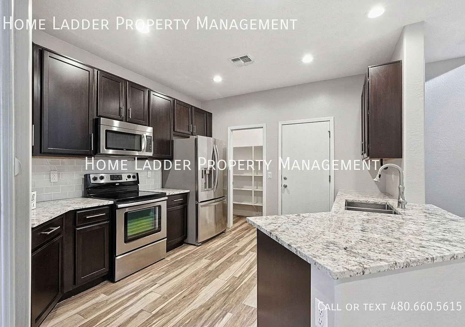 Beautifully Updated 3 Bed, 2.5 Bath Home with Bonus Den & Loft! — Photo 3