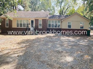 9223 W Markham St, Little Rock, AR 72205
