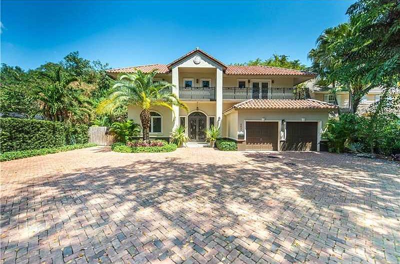 1st image of 4037 Poinciana Ave