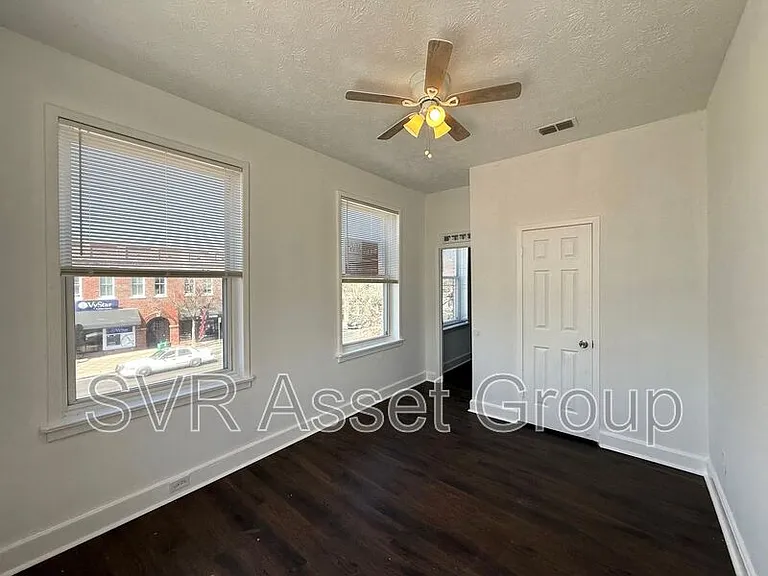 11 E 7th St #1 — Photo 9