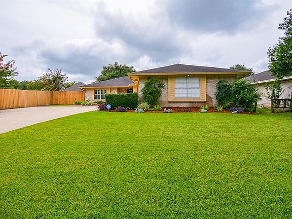3rd image of 3510 Crow Valley Dr