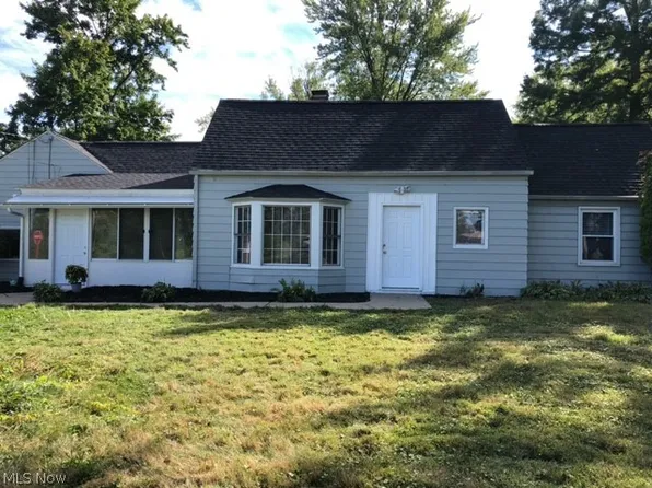 2752 Copley Rd, Akron, OH 44321