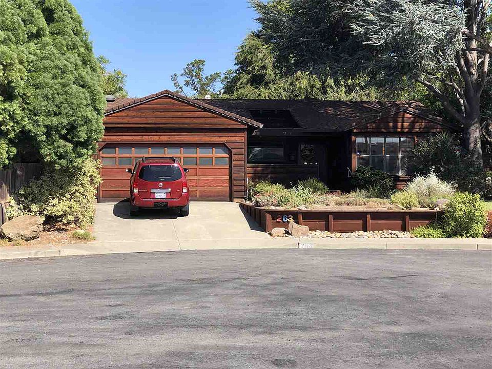 2nd image of 263 Fusteria Ct