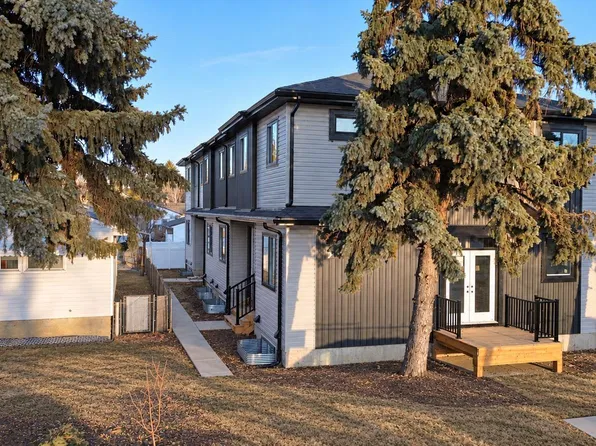 10627 149th St NW, Edmonton, AB T5P 1L9
