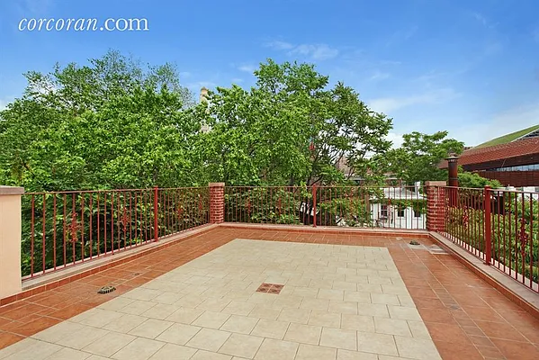 Sold by Corcoran | media 14