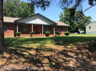 105 Holly Berry Ln, Prince George, VA 23875