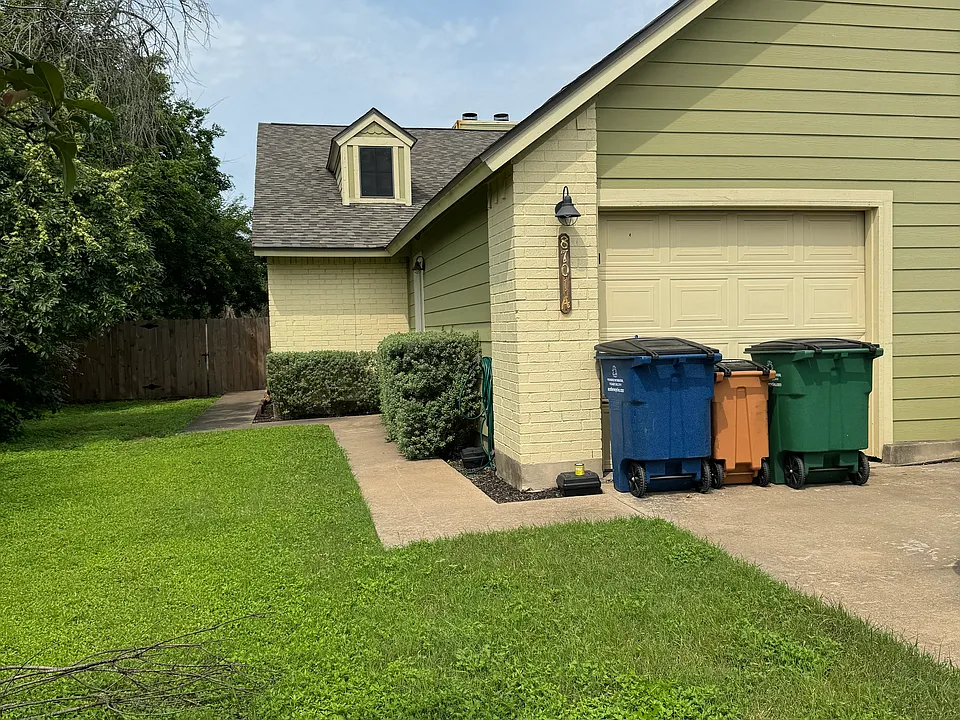 8701 Clearbrook Trl #A
