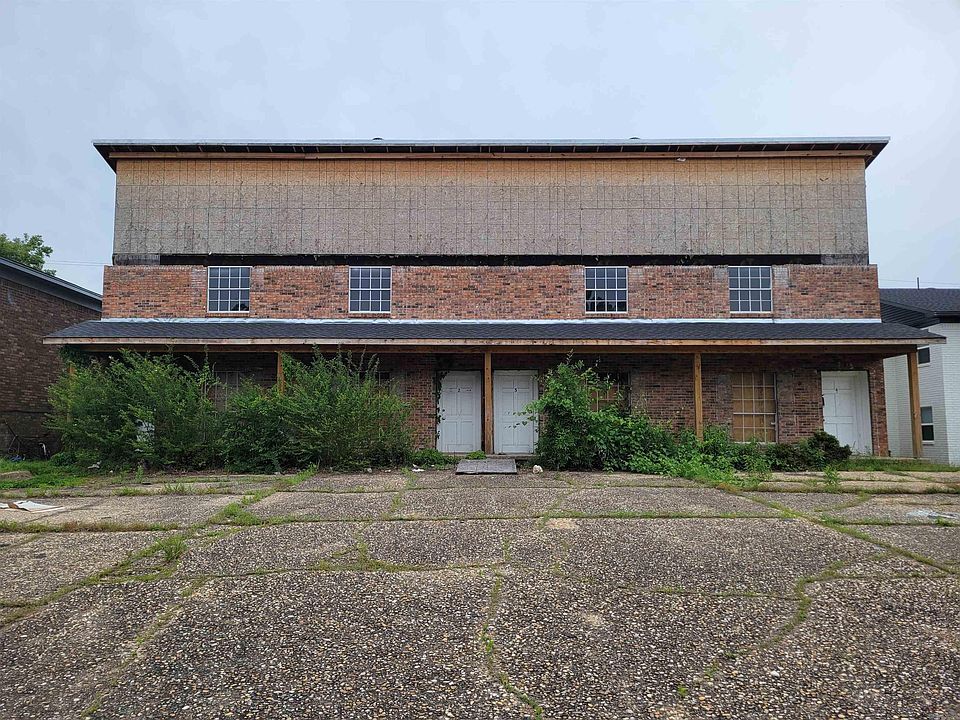 1st image of 1806 Sanford Dr