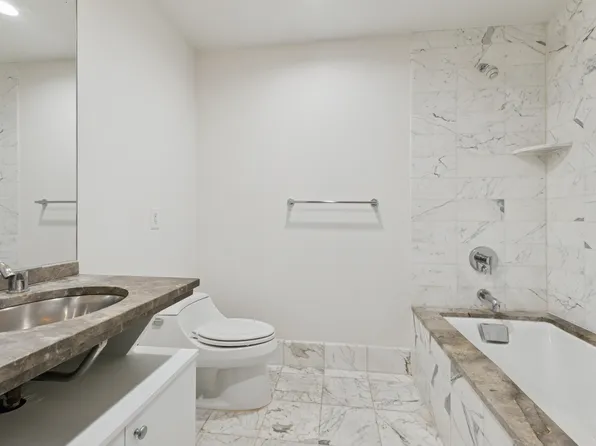 440 Kent Avenue image 4 of 11