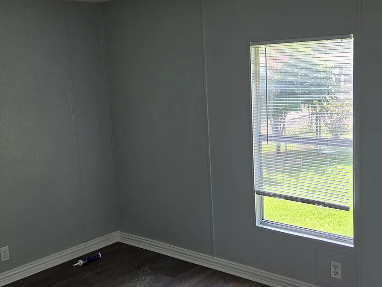 1545 Swan Ct — Photo 12