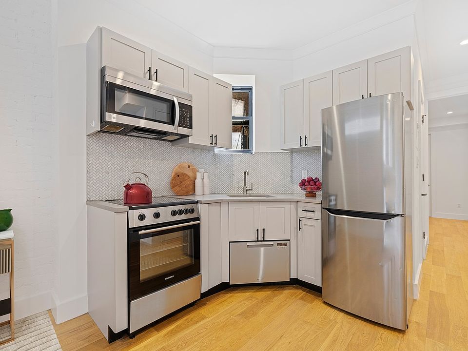 1st image of 1286 1st Ave #5D