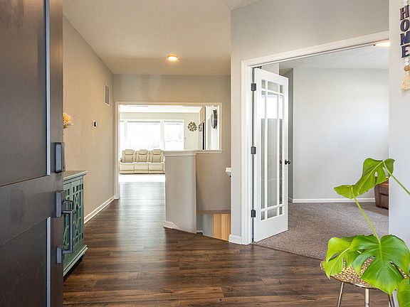 4th image of 5603 Copper Creek Dr