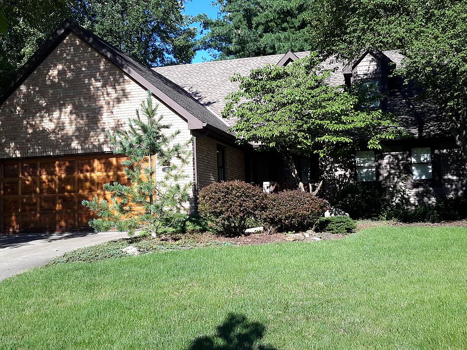 1st image of 33 Juniper Ave