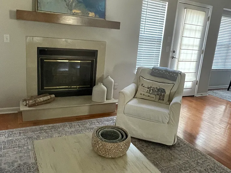448 Merlin Way — Photo 8