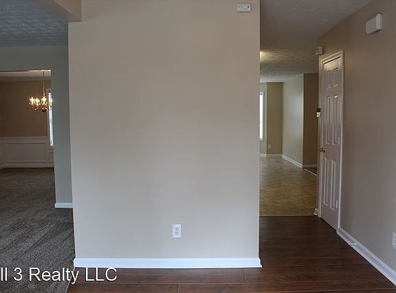 4th image of 4490 Berline Dr
