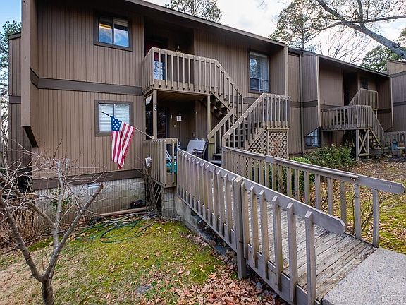 2nd image of 1201 N Pierce St APT 12