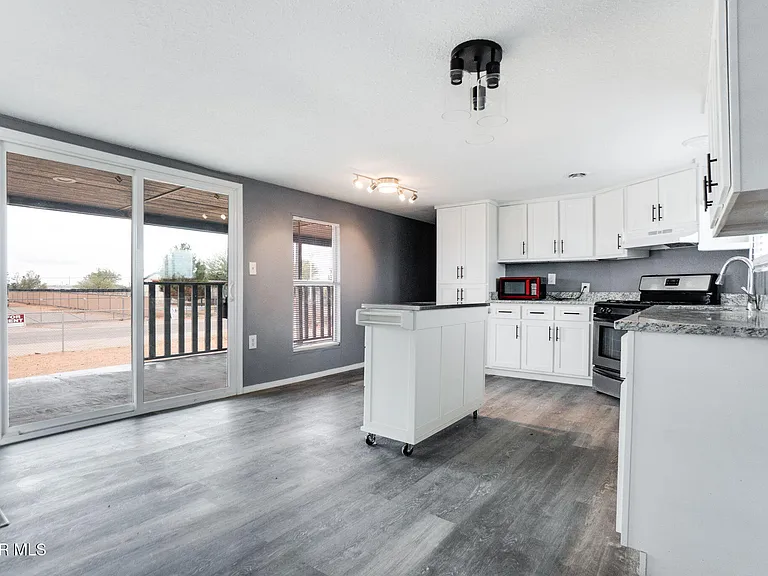 14741 Bocalusa Ave — Photo 5