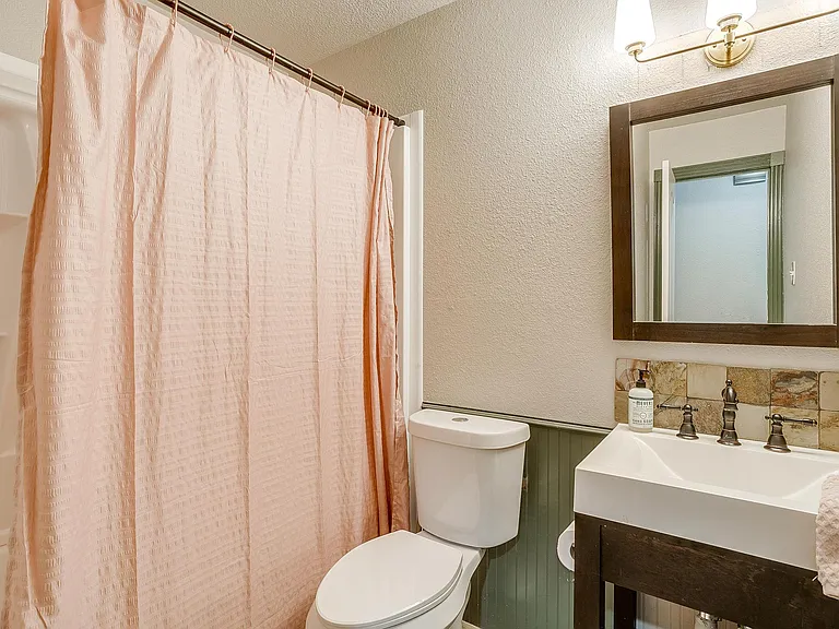 4318 Segura Ct N — Photo 13