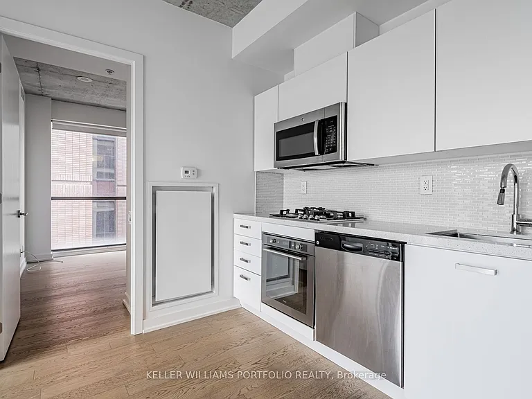 39 Brant St #726 — Photo 7