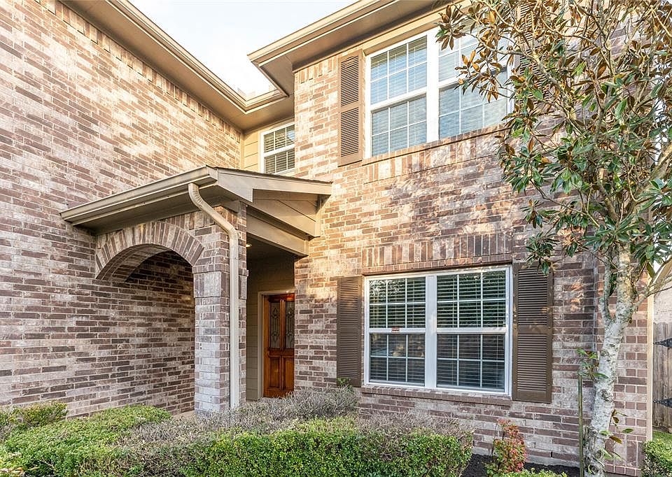 1st image of 6034 Preserve Ln