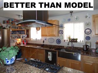 715 E Oakey Blvd, Las Vegas, NV 89104