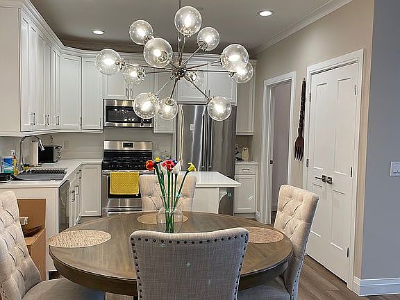 2nd image of 27 Spruce Pond Cir #103