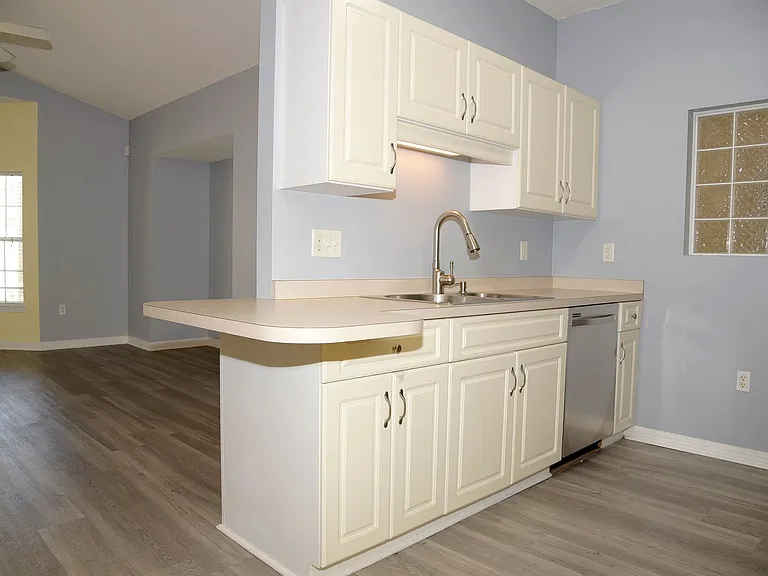 1501 Partin Dr #228 — Photo 7