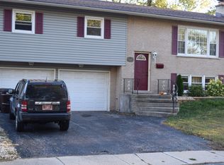 6343 Arcadia Dr, Tinley Park, IL