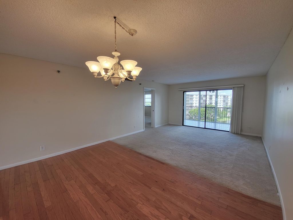2232 N Cypress Bend Dr APT 707, photo 6