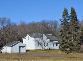 206 25 1/2 St, New Auburn, WI 54757