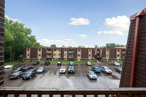 Hazelwood Apartments Photo 1