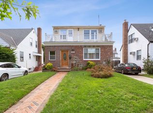8430 249th St, Bellerose, NY 11426