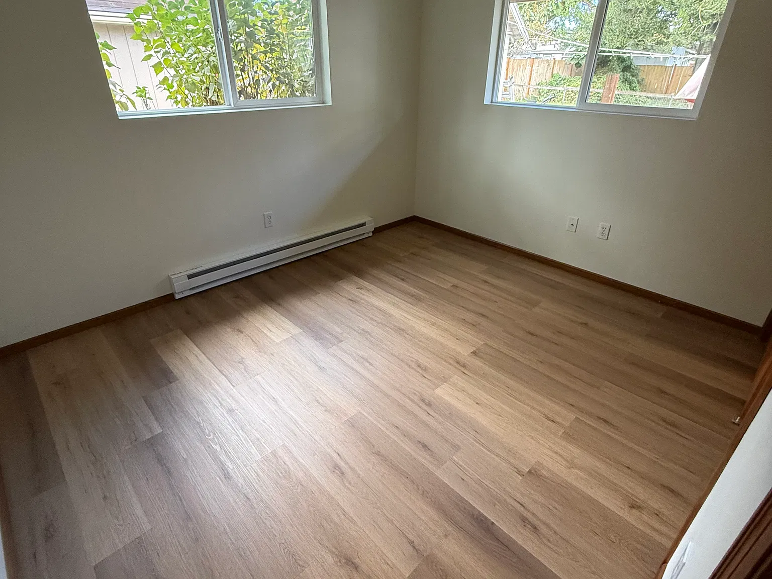 1 bed, 450 sqft, $1,300 — Photo 3