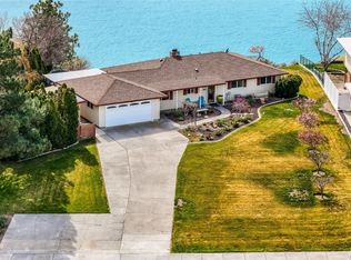 338 N Crestview Dr, Moses Lake, WA 98837