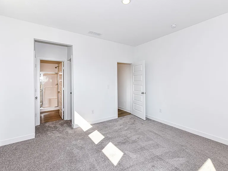 5155 Summerton St — Photo 22