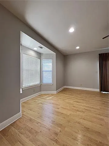 126 Lakeview Dr #B — Photo 8