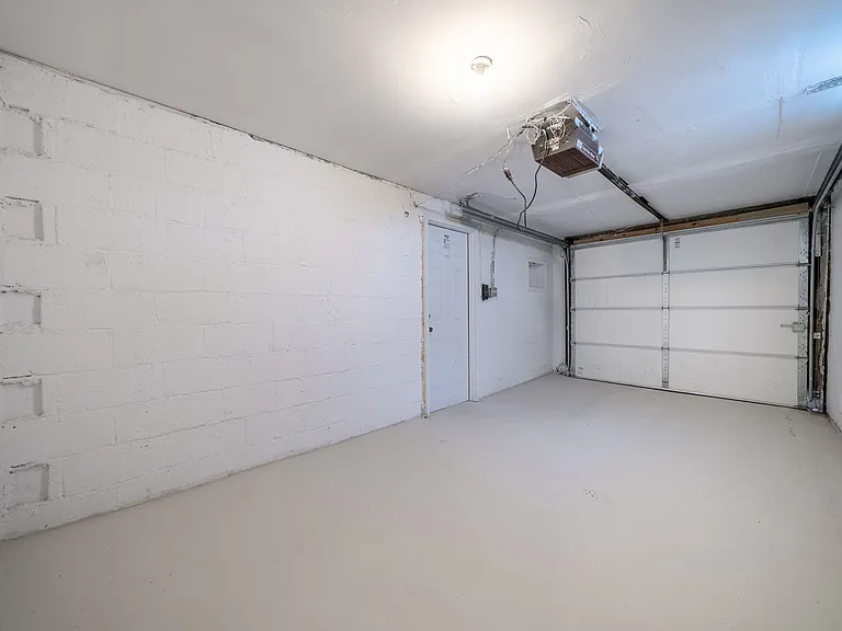 363 Olancha Ave — Photo 10