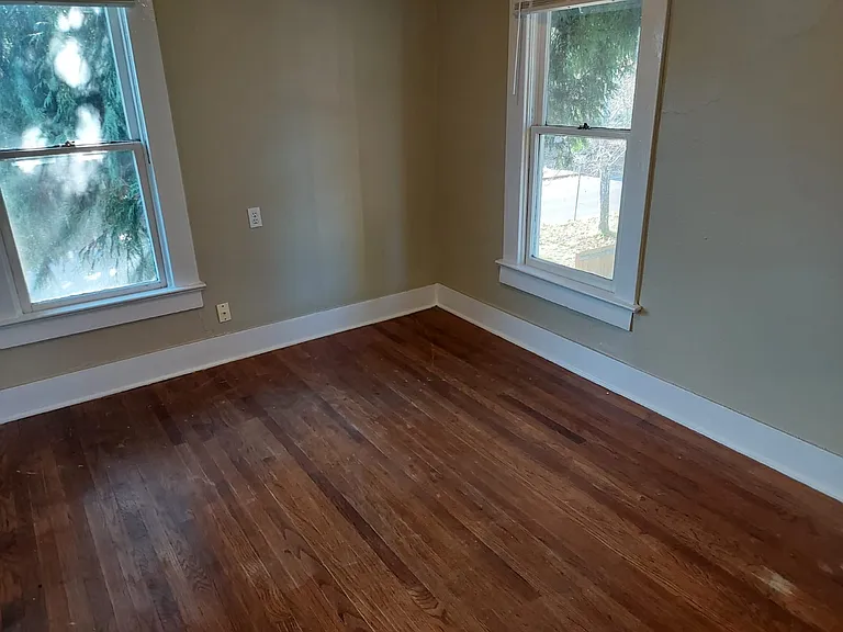 1203 NW Van Buren Ave — Photo 6
