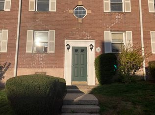 6 Standish Rd APT 4, Stamford, CT 06902