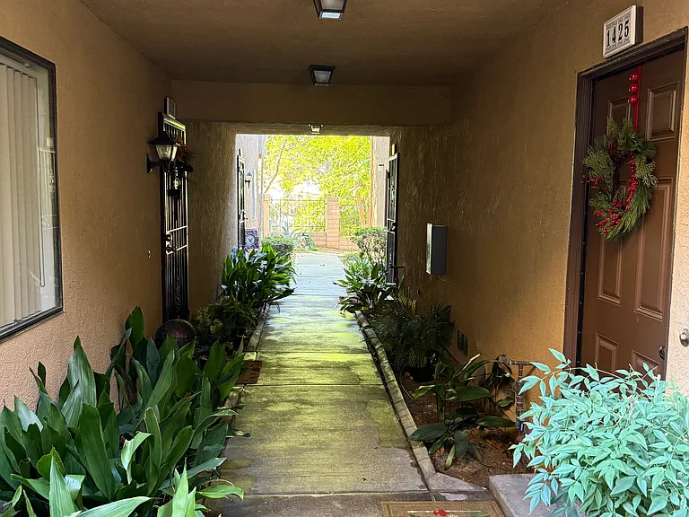 1427 Kauai St — Photo 10