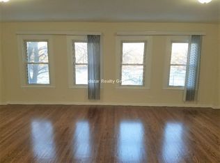 6042 N Washtenaw Ave APT 3, Chicago, IL 60659