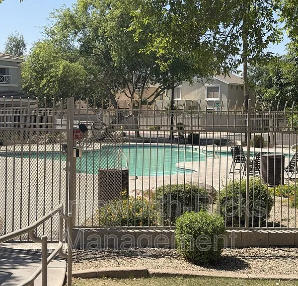 1575 S Jacana Ln — Photo 15