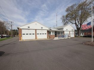 867 Long Pond Rd, Rochester, NY 14612