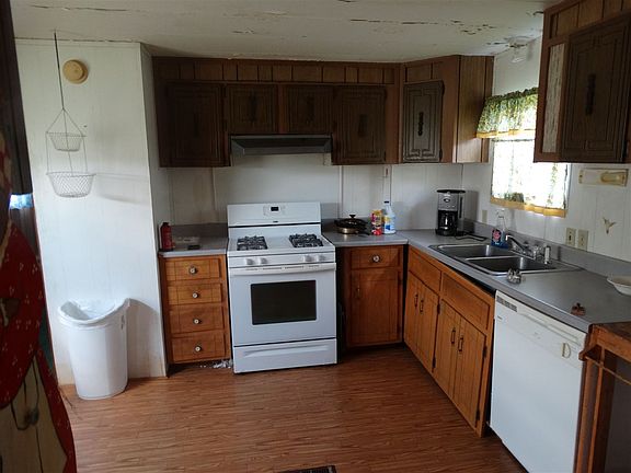 4th image of 353 Hallsville Hts