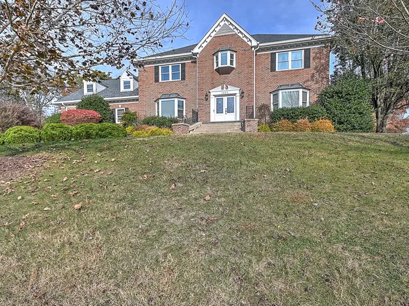 1025 Oldham Ct, Kingsport, TN 37660
