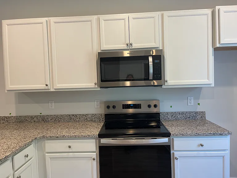 223 Harding Ln — Photo 12
